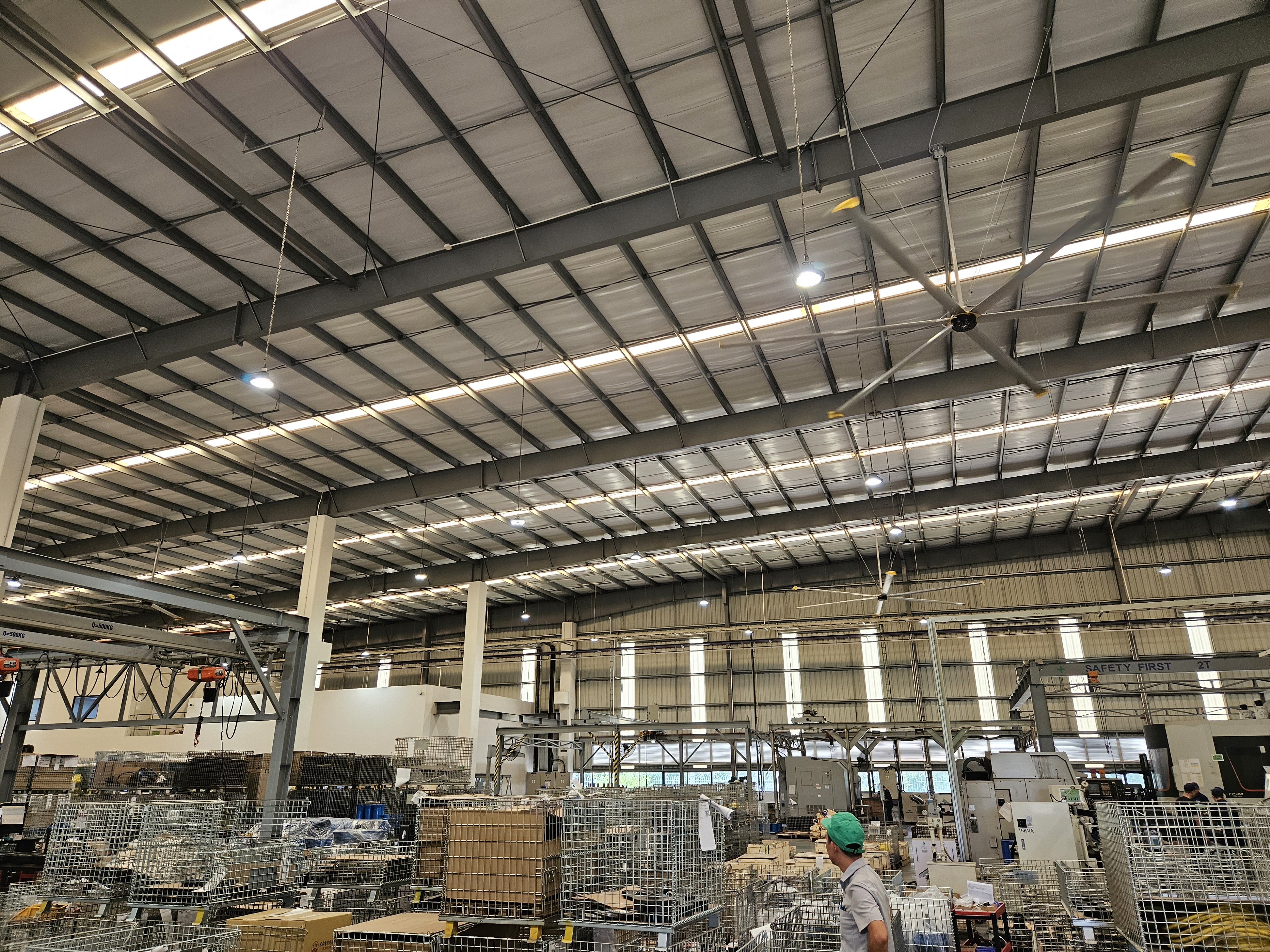 Xu hướng phát triển quạt trần công nghiệp trong các không gian lớn