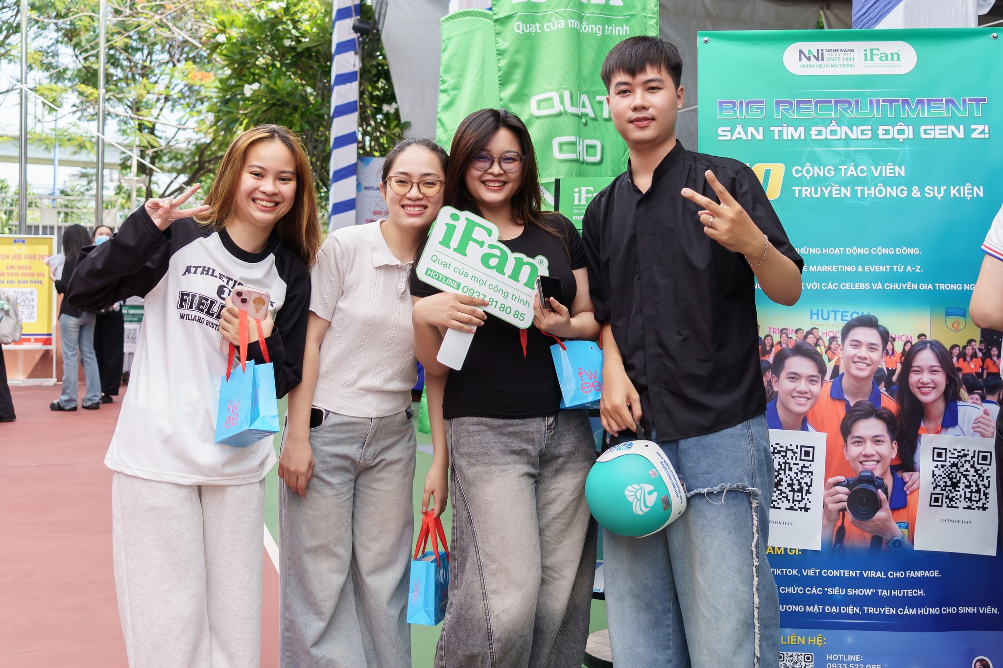 Nghệ Năng tham gia Hutech Job Fair 2026