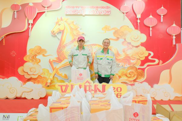 Ấm tình Vu Lan – Trao quà gắn kết