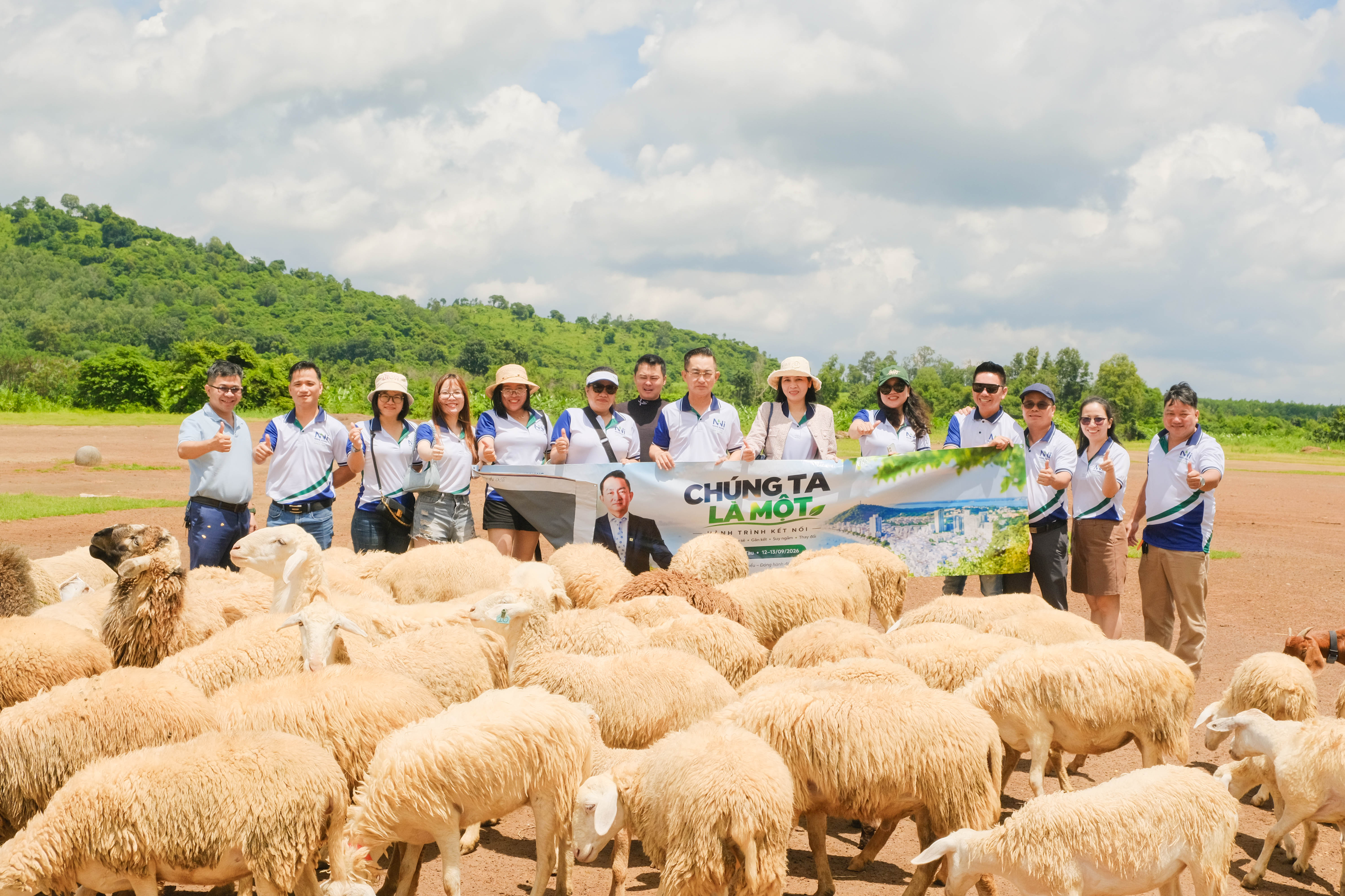 Chúng Ta Là Một COMPANY TRIP