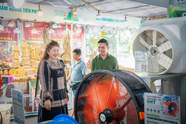 Hội Chợ Triển Lãm Sản Phẩm CNNT Tiêu Biểu Năm 2026